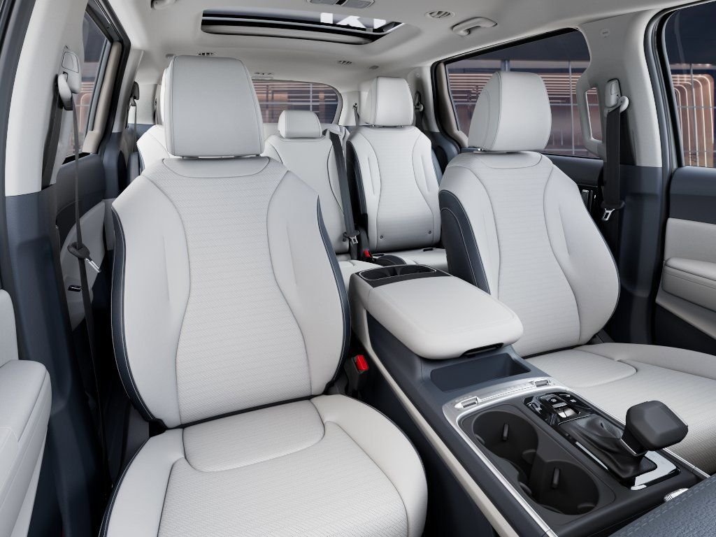 New 2026 Ceramic Silver Kia SX Prestige image 15