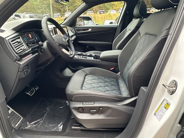 New 2026 White Volkswagen 2.0T SEL Premium R-Line image 9