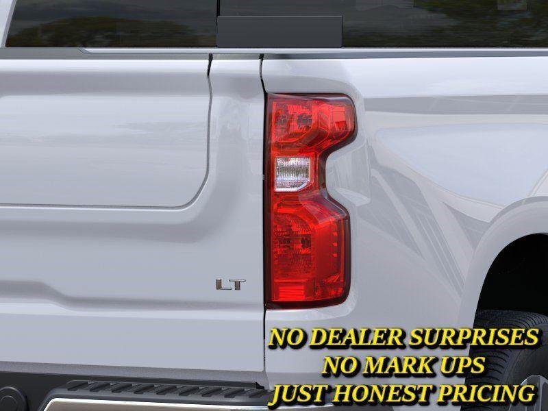 2025 Chevrolet Silverado 1500 LT - Photo 11