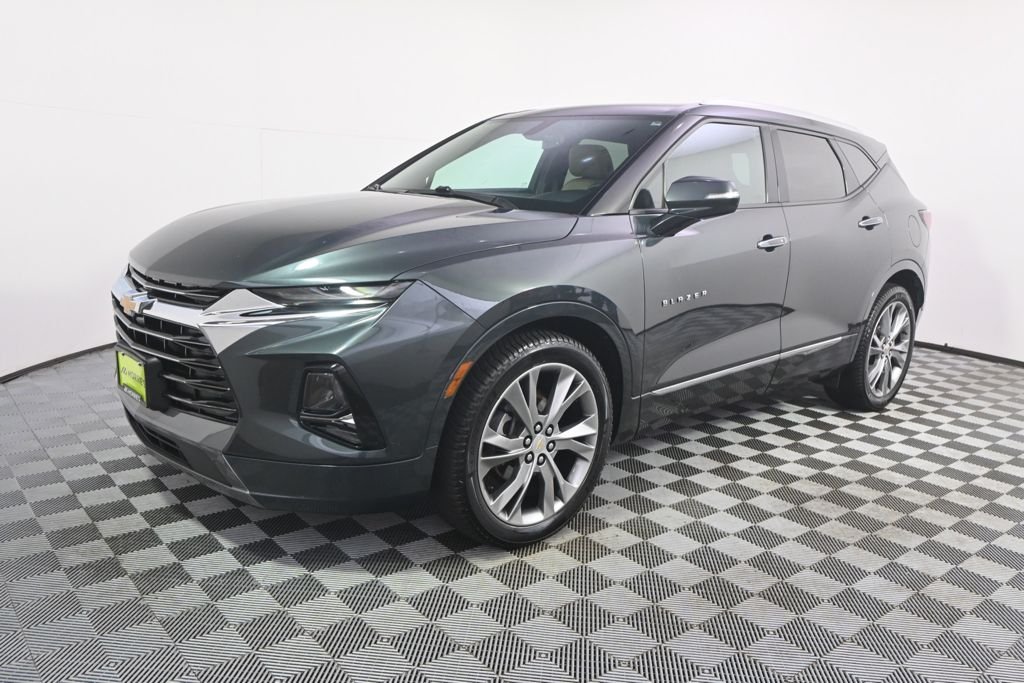 Used 2019 Chevrolet Blazer Premier with VIN 3GNKBKRSXKS570934 for sale in St. Louis Park, MN