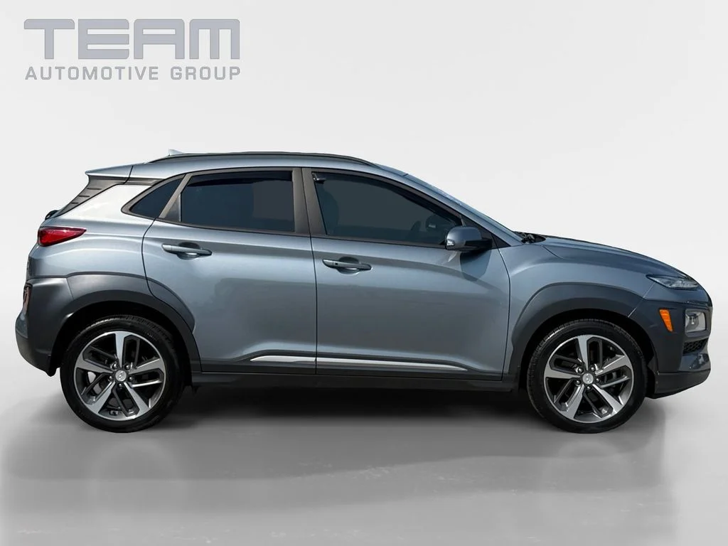 Used 2021 Silver Hyundai Limited image 8