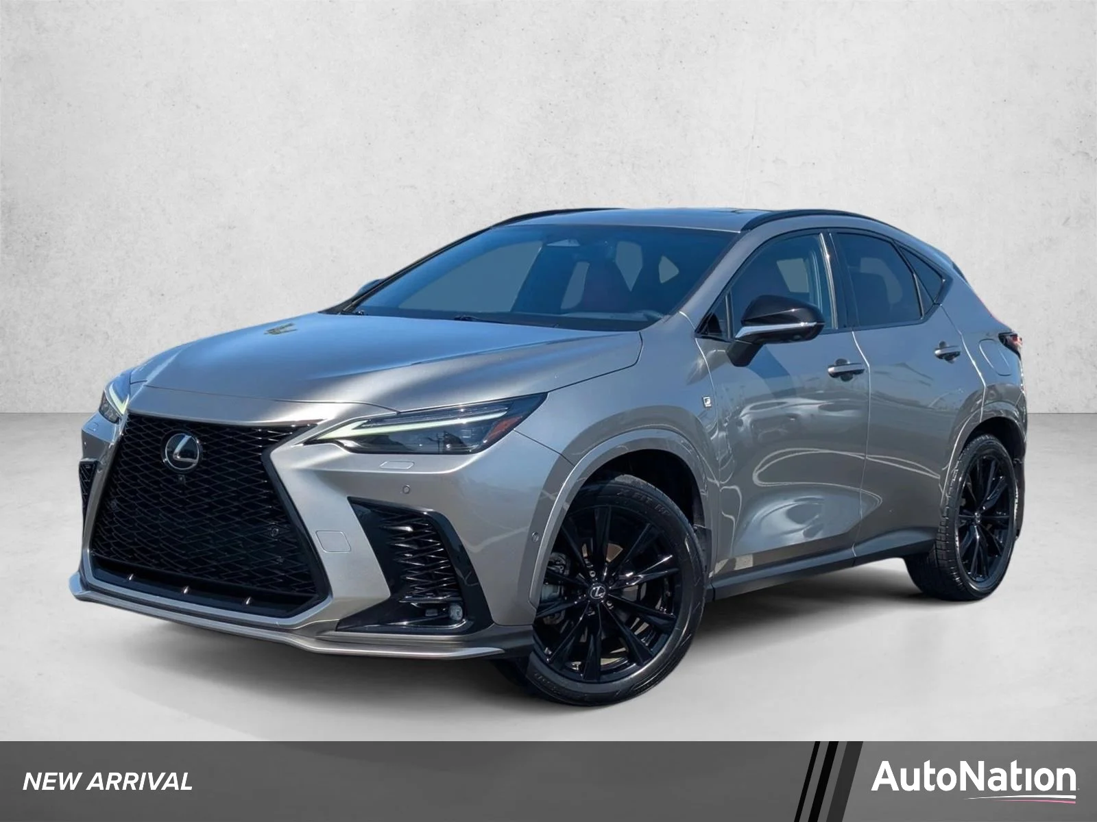 Used 2025 Atomic Silver Lexus NX 450h+ F SPORT Handling image 1
