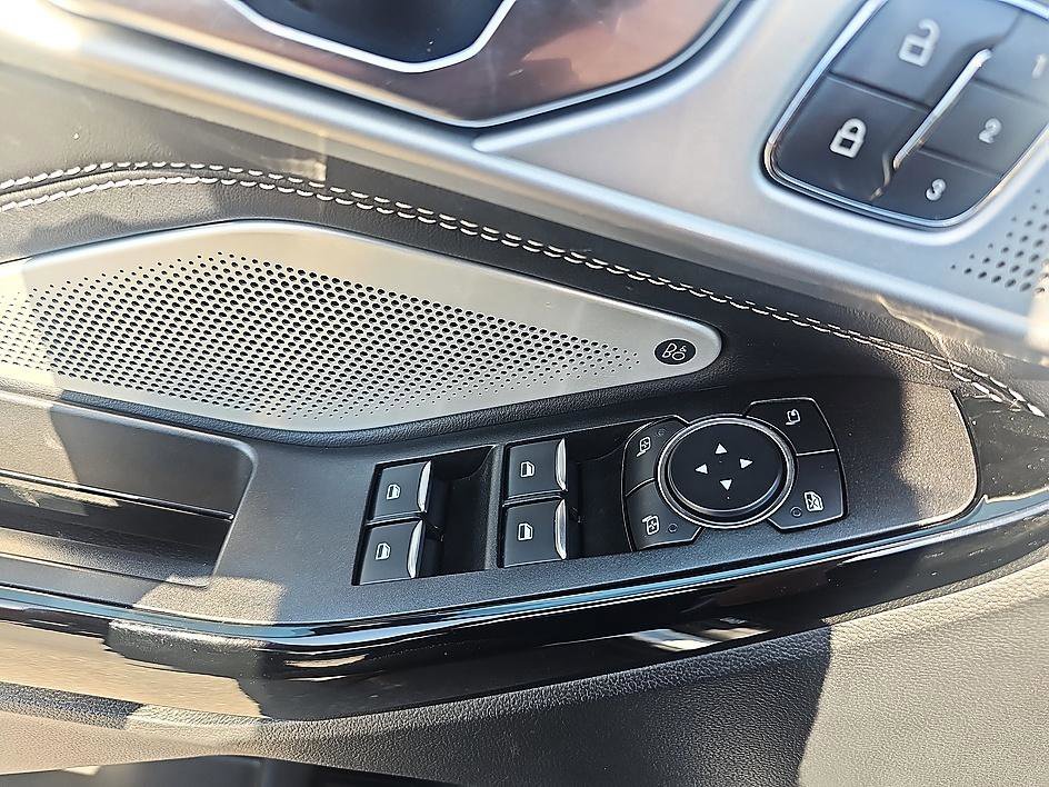 Used 2022 Silver Metallic Ford STHigh Package image 13