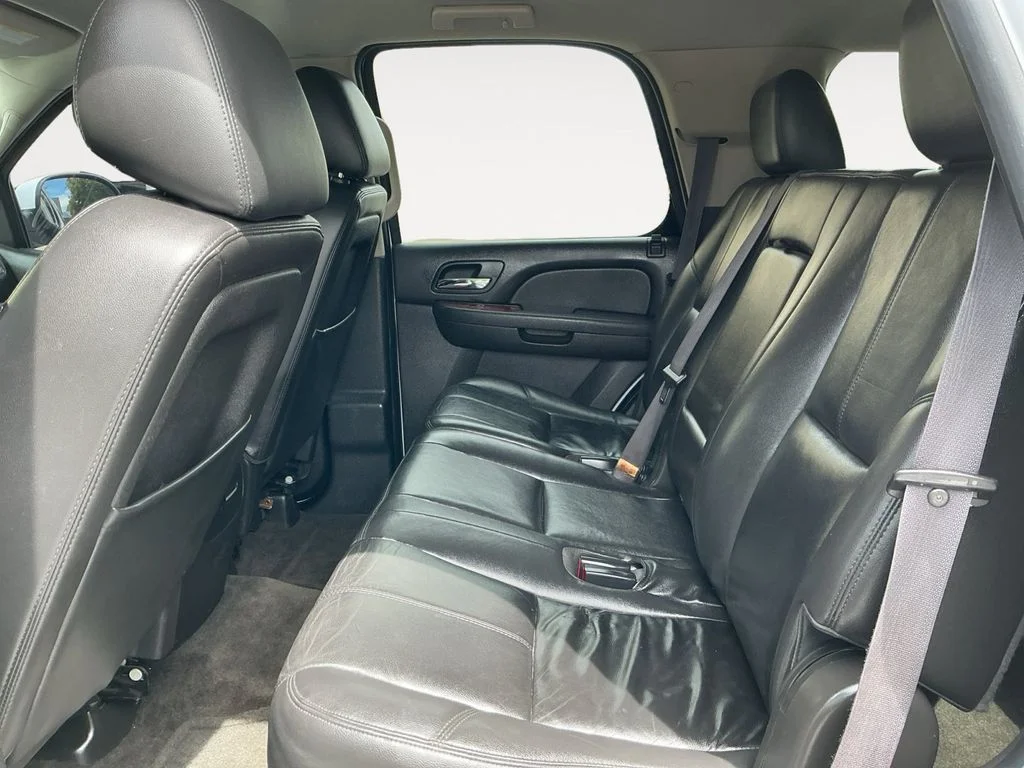 Used 2014 White GMC SLT image 18