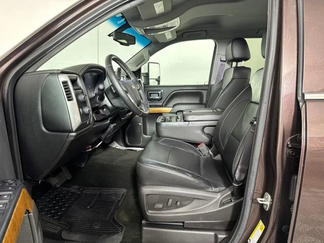 Used 2016 Autumn Bronze Metallic Chevrolet LTZ image 11