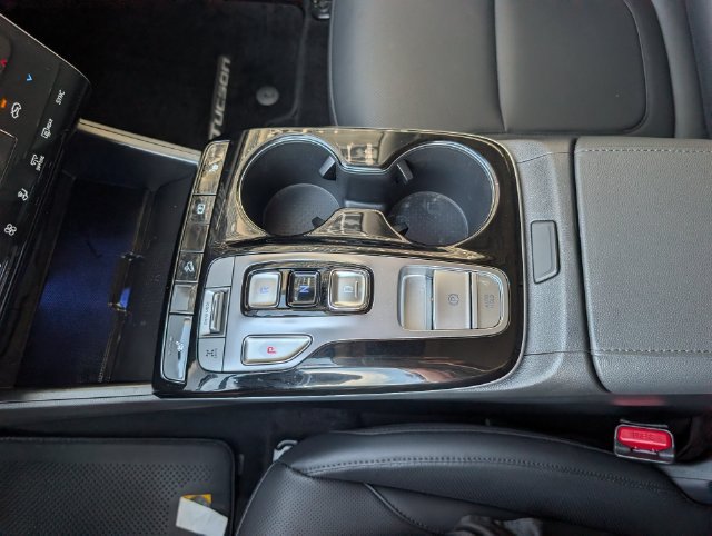 Used 2024 Gray Hyundai SEL Convenience image 17