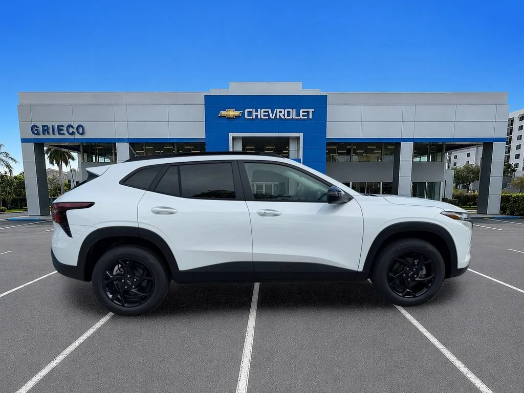 New 2026 Summit White Chevrolet LT image 8