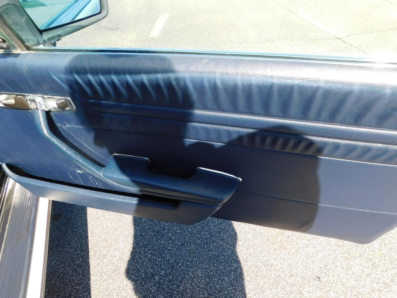 Used 1980 White Mercedes-Benz Convertible image 10