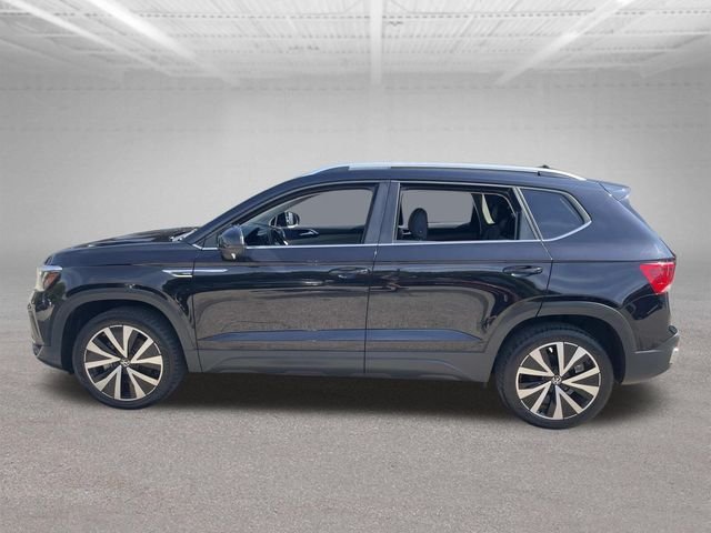 Used 2024 Pyrite Silver Metallic Volkswagen 1.5T SE image 11