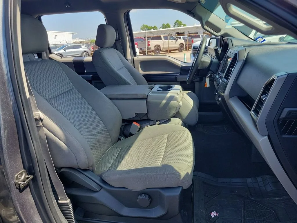 Used 2020 Gray Ford XLT image 27