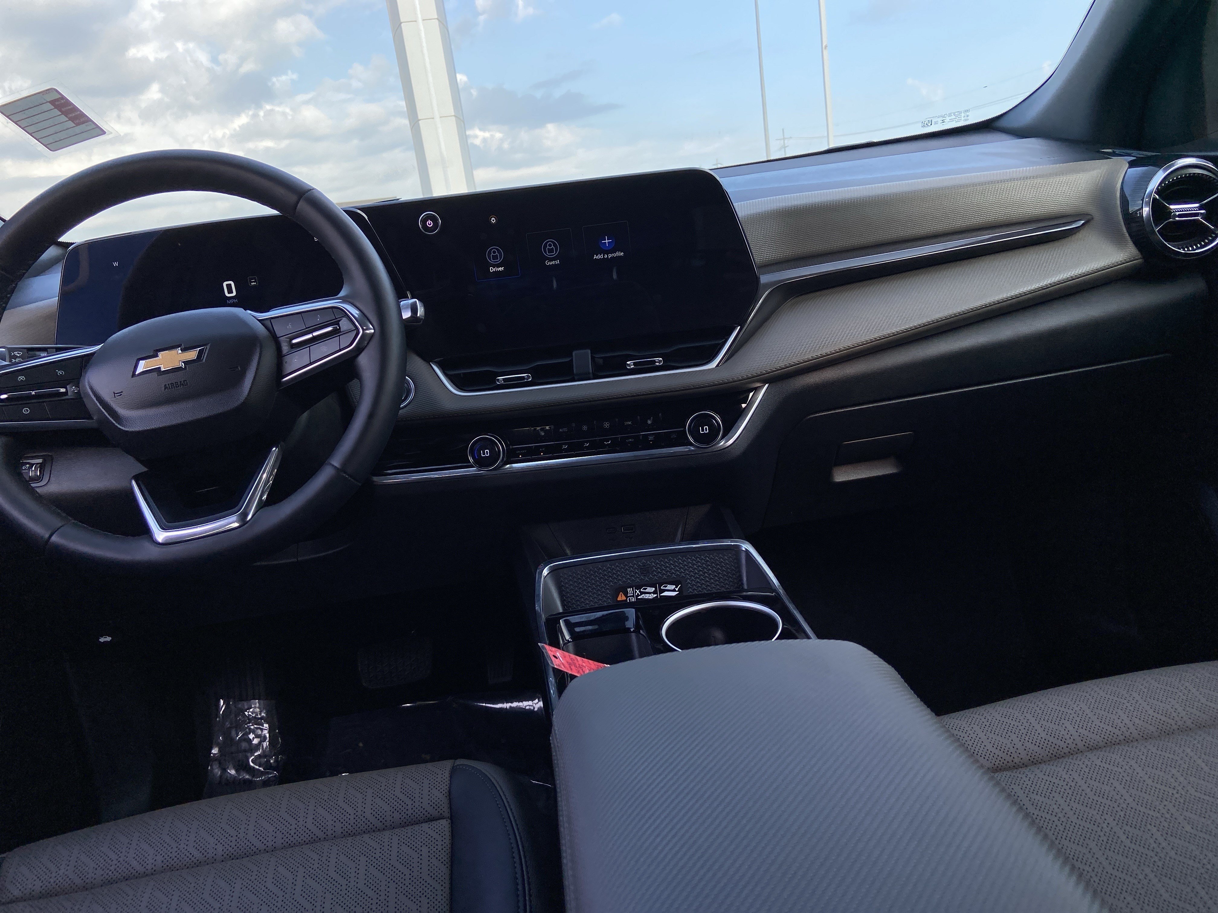 Used 2025 Lakeshore Blue Metallic Chevrolet AWD LT image 15