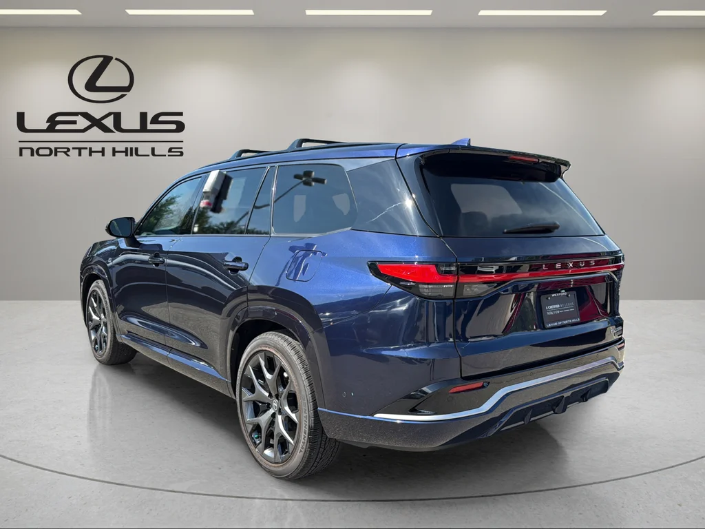 Used 2026  Lexus 500h F SPORT Performance Premium image 8