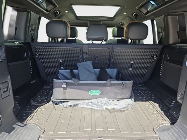 New 2026 Carpathian Grey Land Rover X image 10