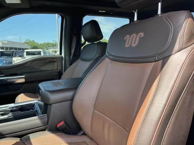 Used 2025 Brown Ford King Ranch image 31