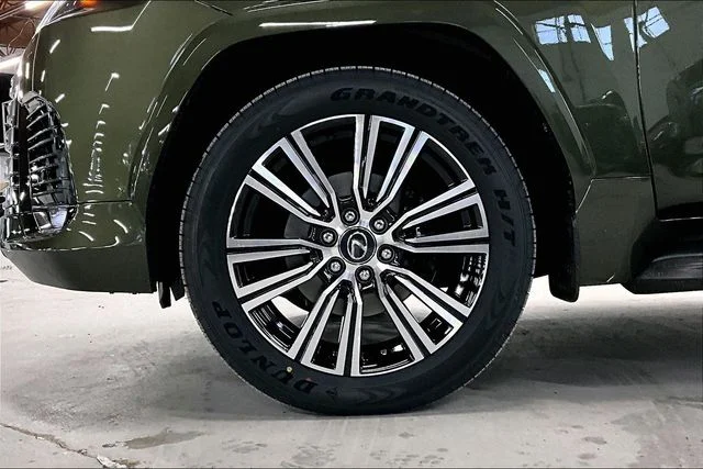 New 2026 Nori Green Pearl Lexus Luxury image 12