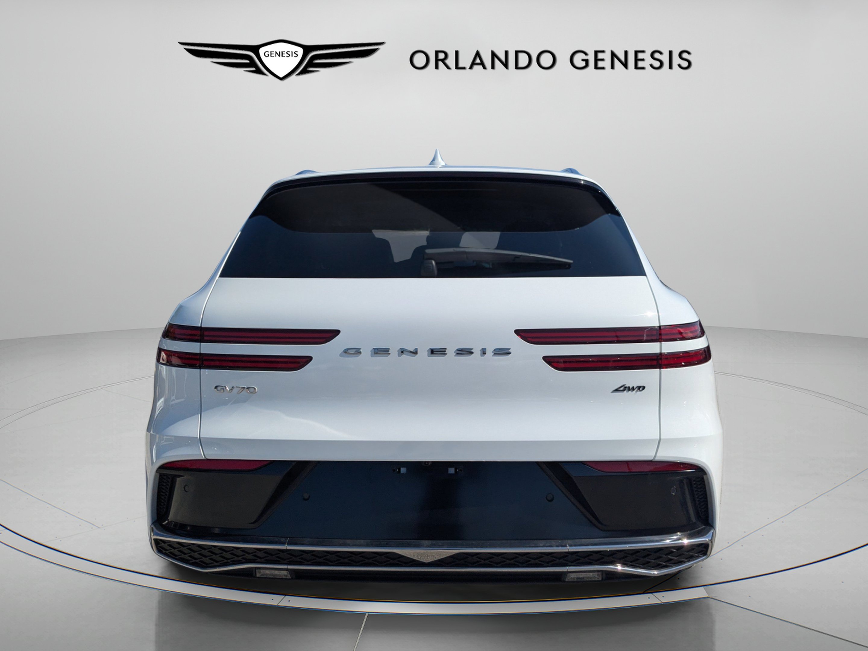 2026 GENESIS GV70 Standard - Photo 8
