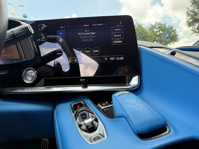 Used 2020 White Chevrolet Stingray image 14