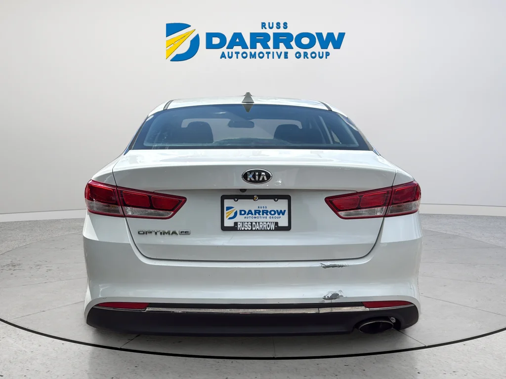 Used 2016 White Kia LX image 4