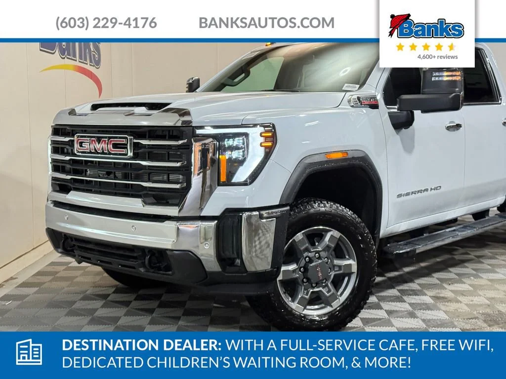 New 2026 Glacier White Tricoat GMC SLT image 3