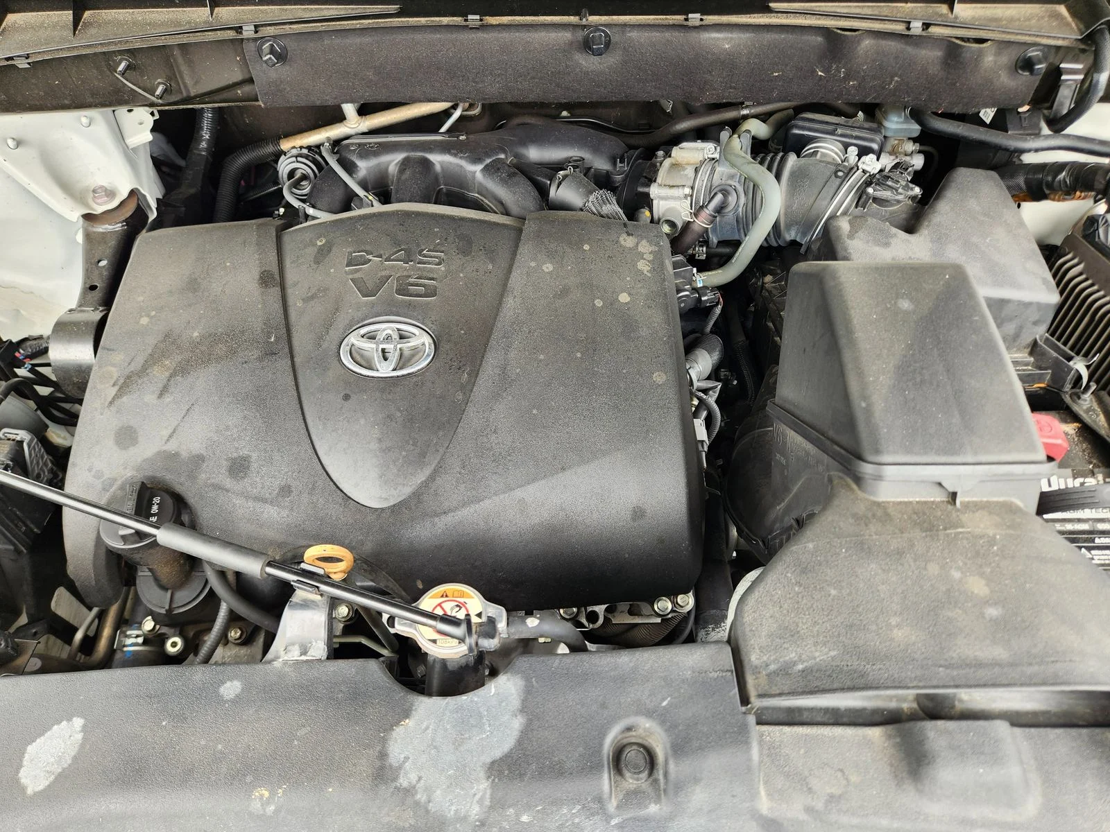 Used 2019 White Toyota Limited Platinum image 30
