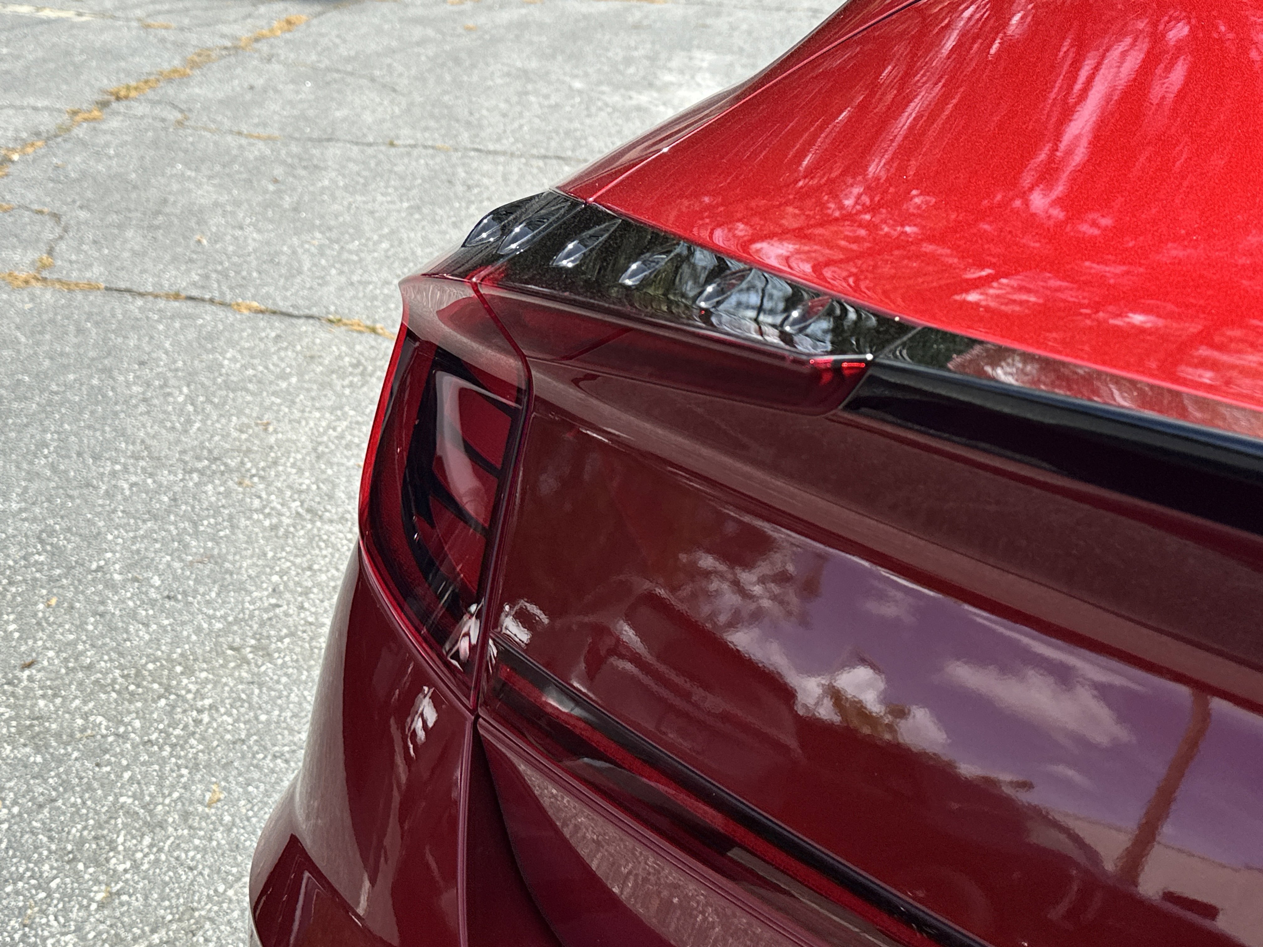 Used 2023 Ultimate Red Hyundai SEL image 25