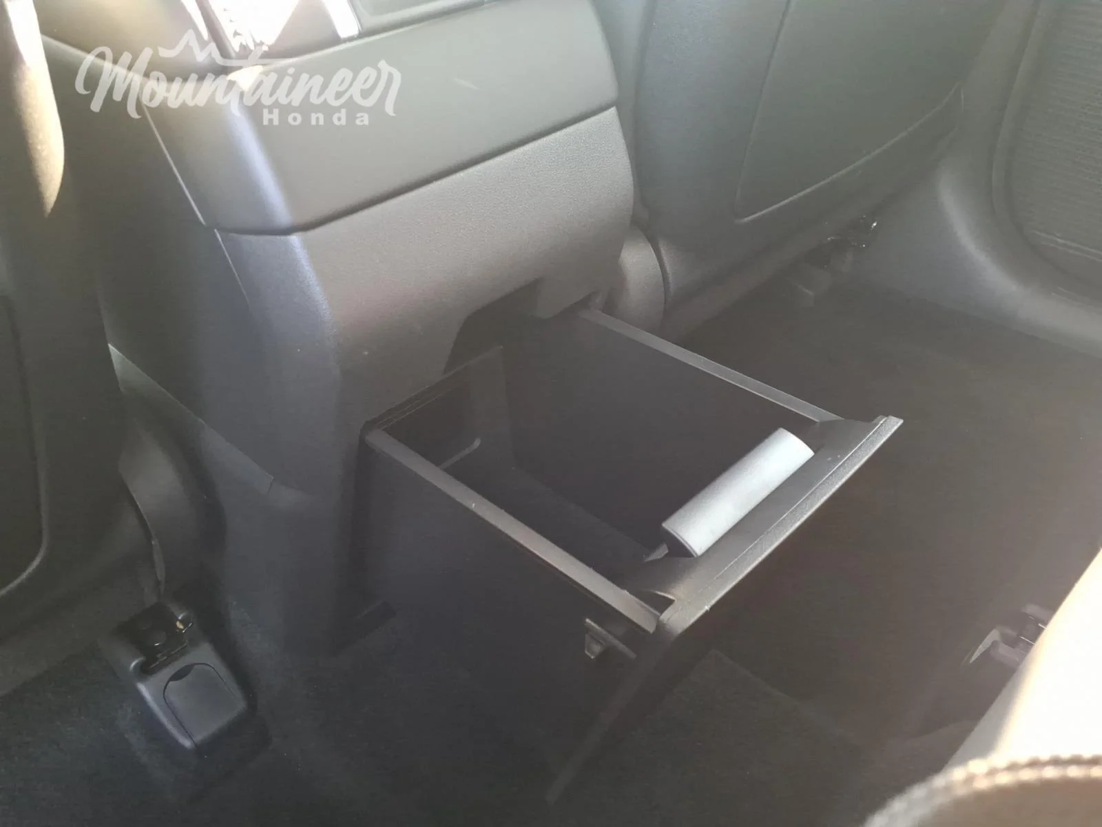 Used 2026 Serenity White Hyundai SEL image 32