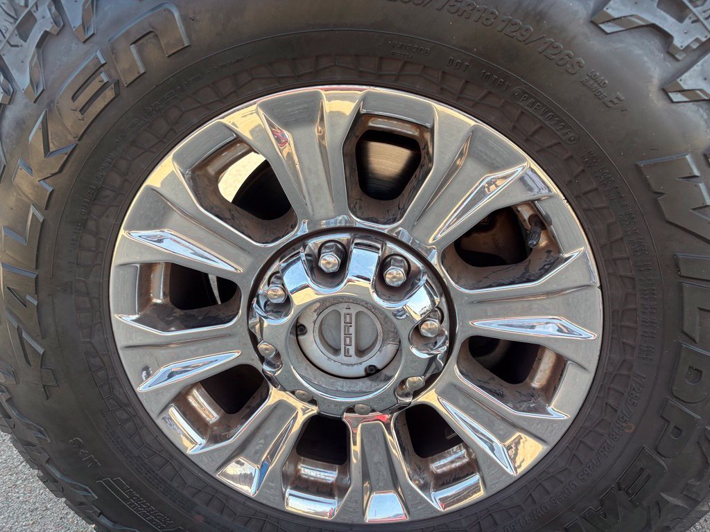 Used 2019 White Ford XLT image 10