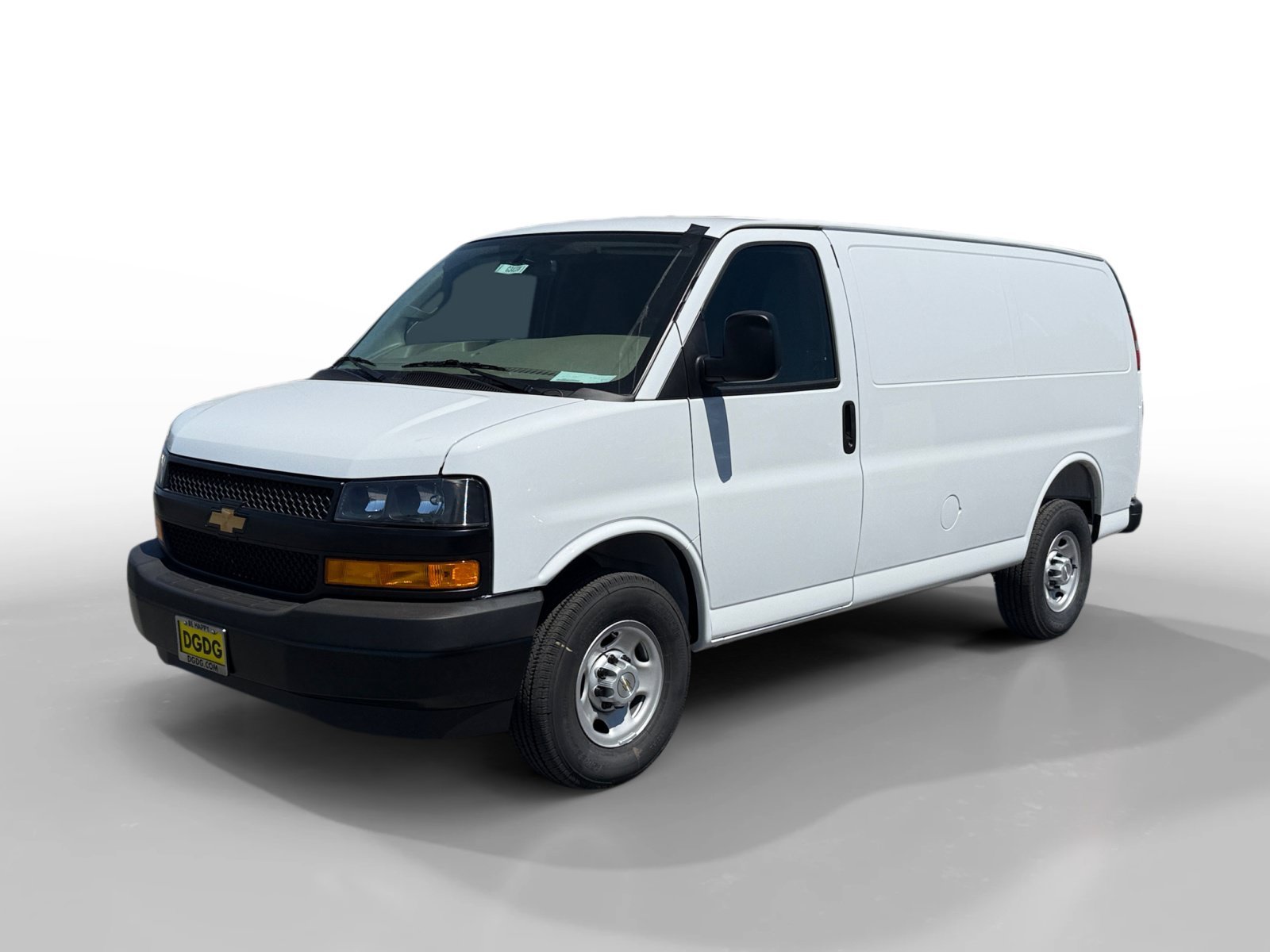 2026 Chevrolet Express 2500 Work Van HD's photo