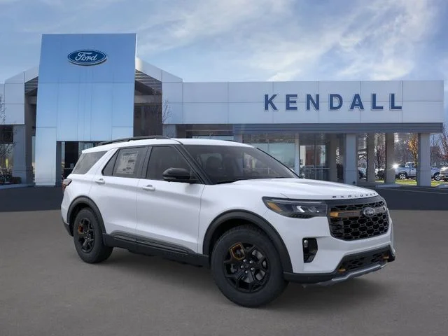 New 2026 Space White Metallic Ford Tremor image 7