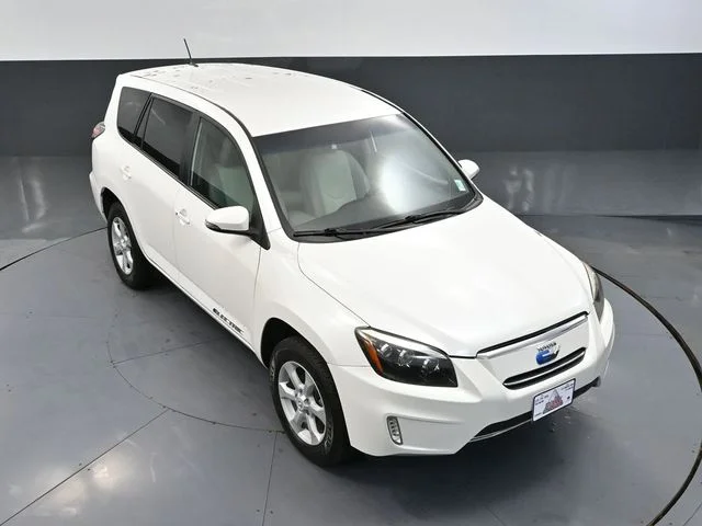 2012 Toyota RAV4 EV - Photo 51