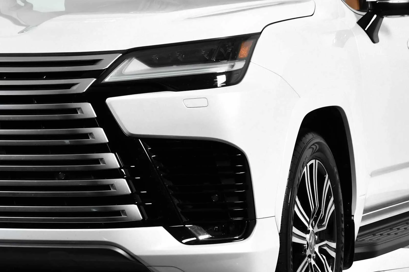 Certified Used 2026 SONIC QUARTZ Lexus Luxury image 11