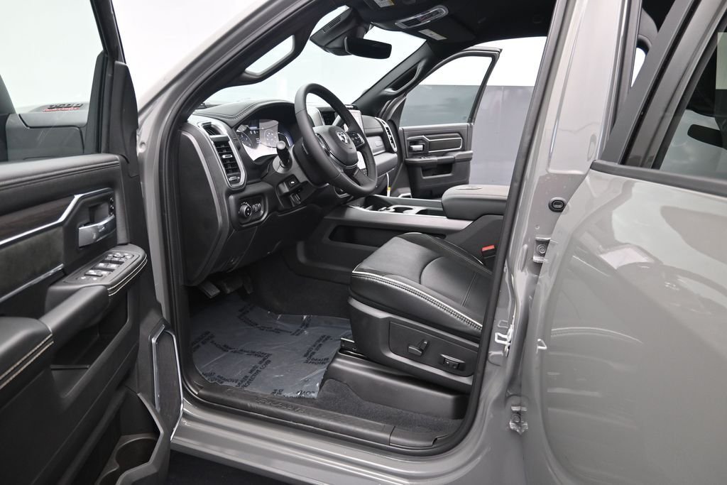 New 2026 Ceramic Gray Clear-Coat Exterior Paint RAM Laramie image 12