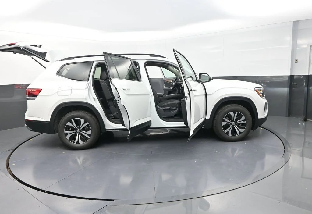 2026 Volkswagen Atlas SE - Photo 36