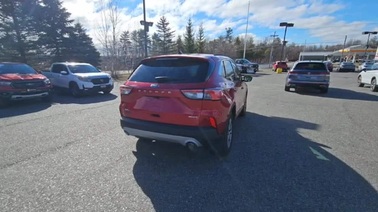 2022 Ford Escape SEL - Photo 9