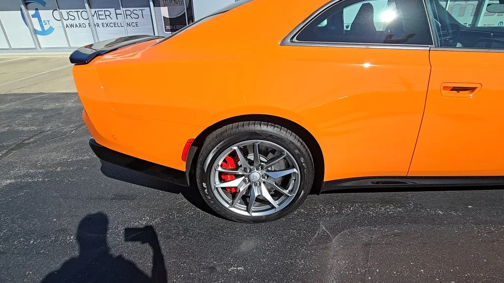 2026 Dodge Charger Daytona Scat Pack - Photo 11