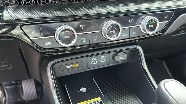 2025 Honda CR-V Sport Touring - Photo 18