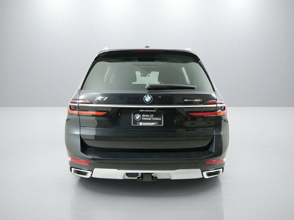 Used 2026 Black Sapphire Metallic BMW xDrive40i image 10