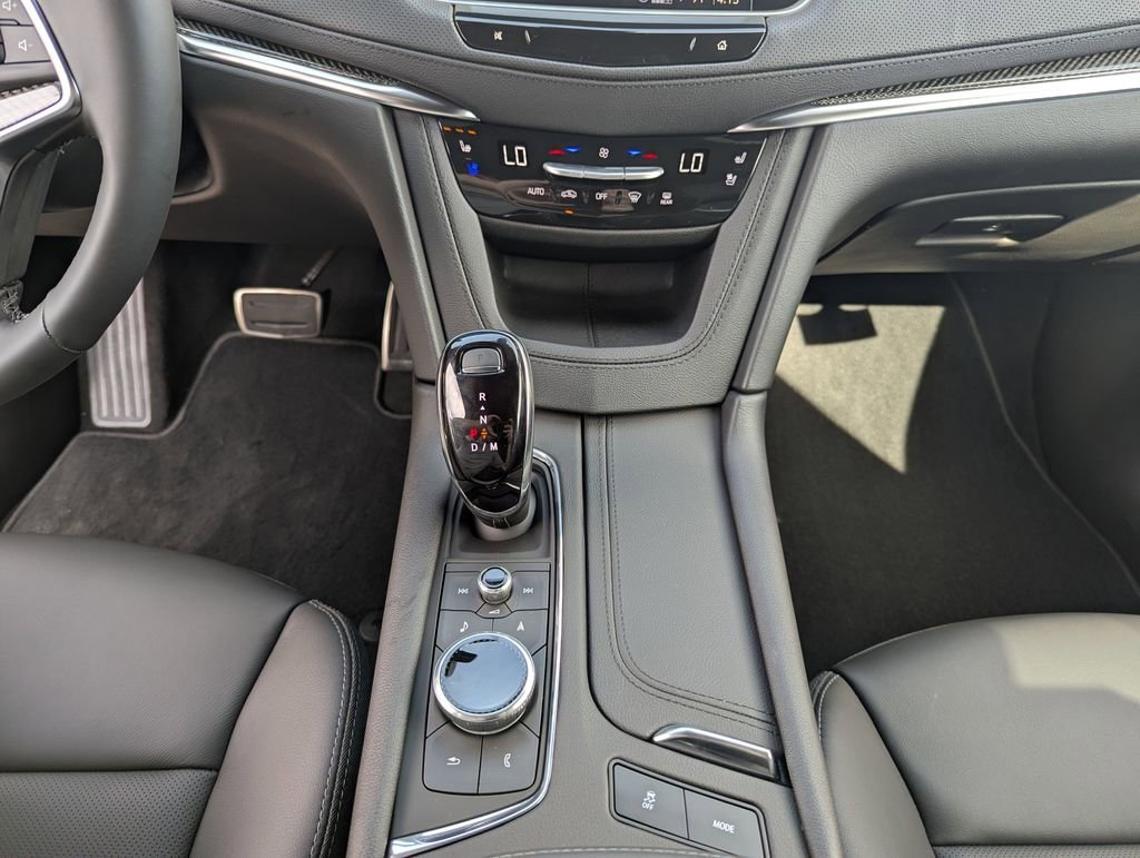 2025 Cadillac XT5 Sport - Photo 26