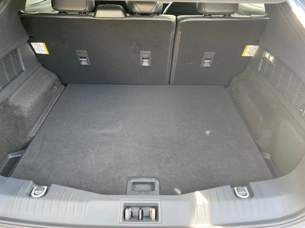 Used 2023 Vapor Blue Ford Premium image 6