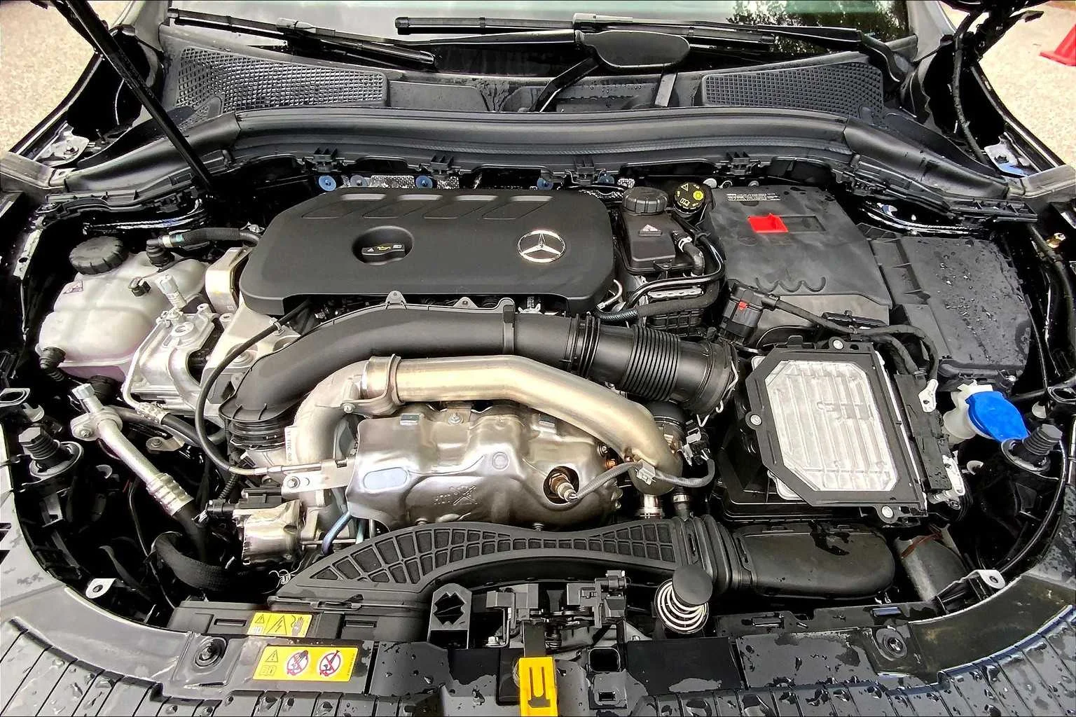 Certified Used 2026 Cosmos Black Metallic Mercedes-Benz GLA 250 image 20