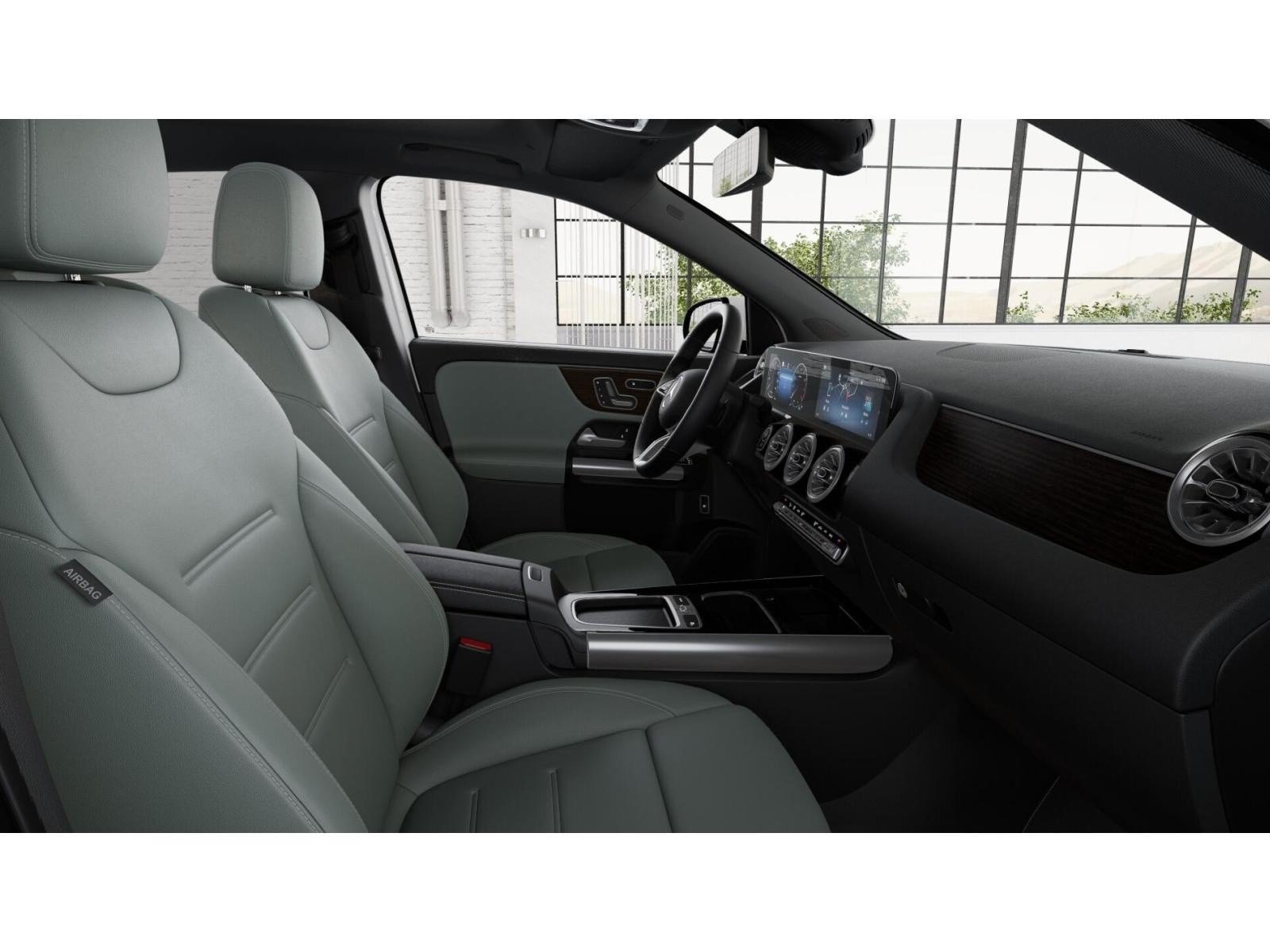 New 2026 Polar White Mercedes-Benz GLA 250 4D Sport Utility 4MATIC® image 5