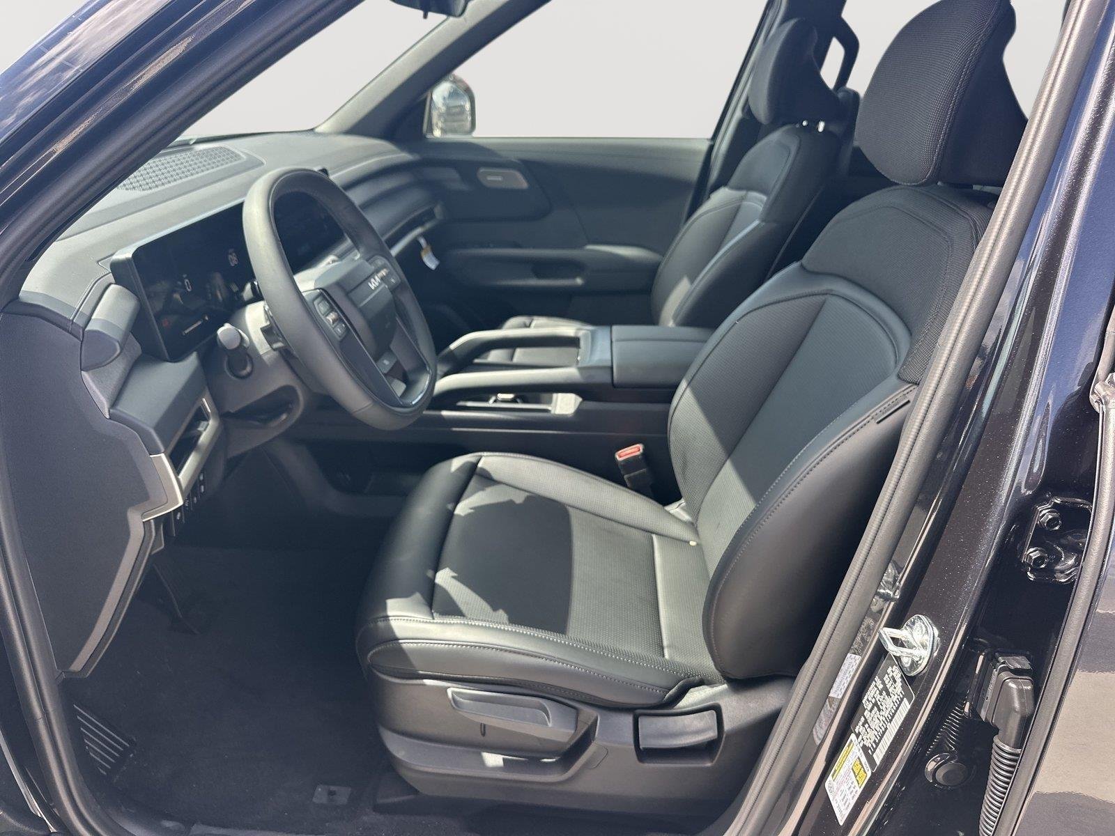 New 2027 Panthera Metal Kia LX image 8