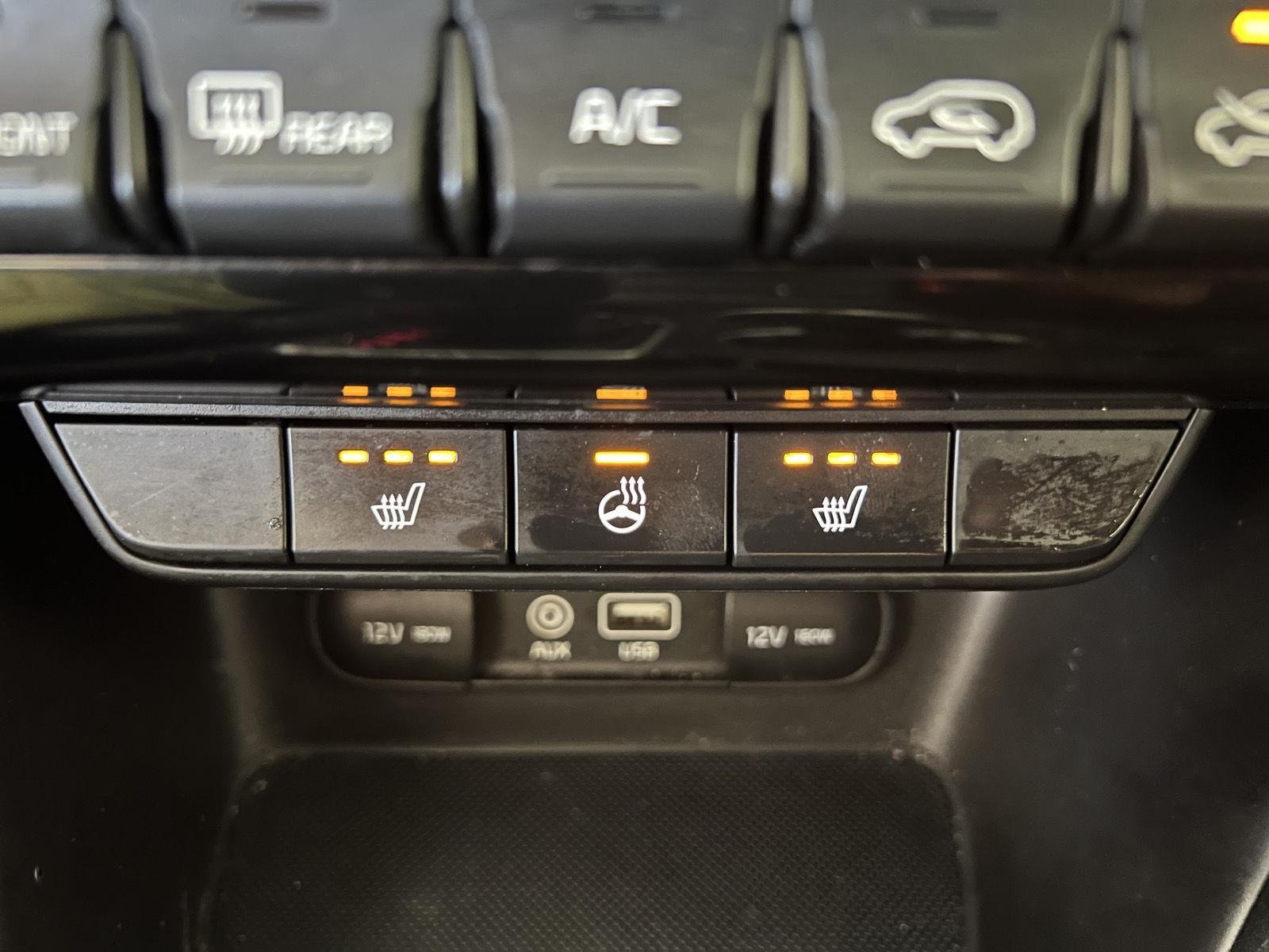 Used 2019 Hyper Red Kia EX image 19