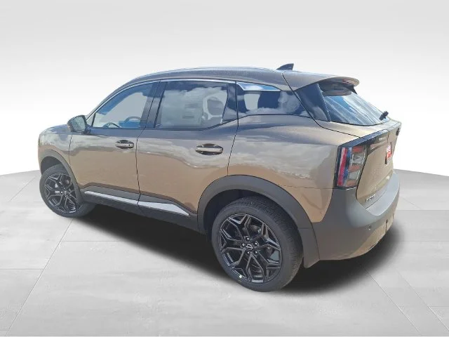 New 2027 Canyon Bronze Metallic Nissan SR image 5