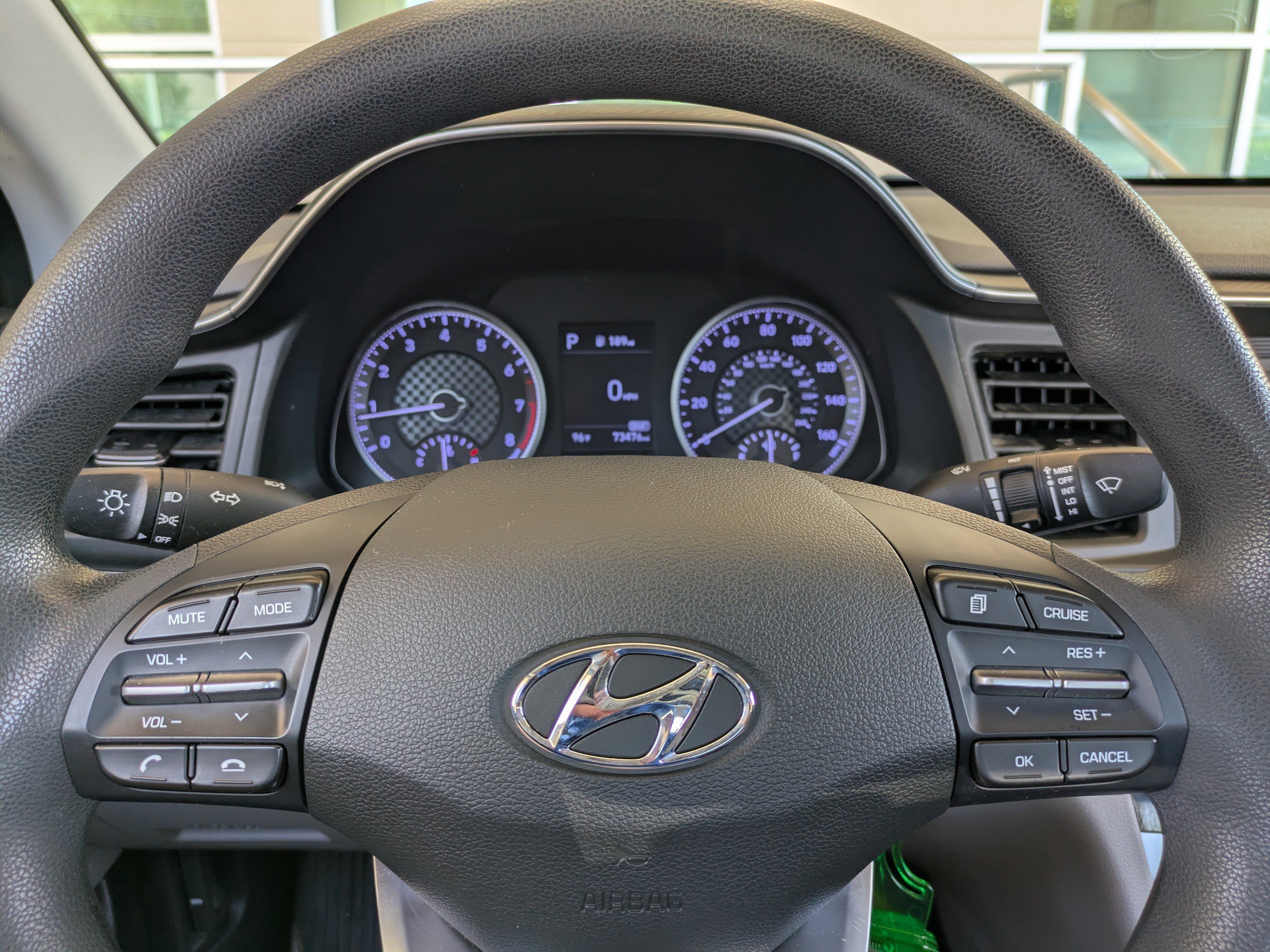 2020 Hyundai Elantra SE - Photo 22