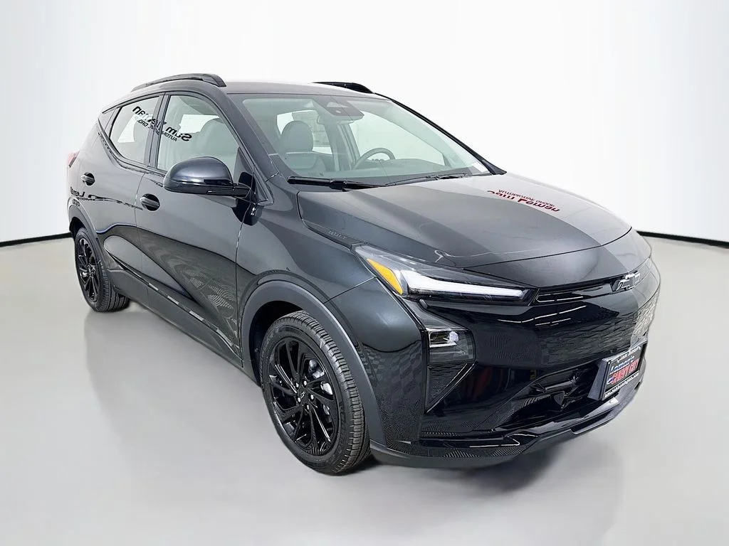 2027 Chevrolet Bolt EV RS Auto's photo