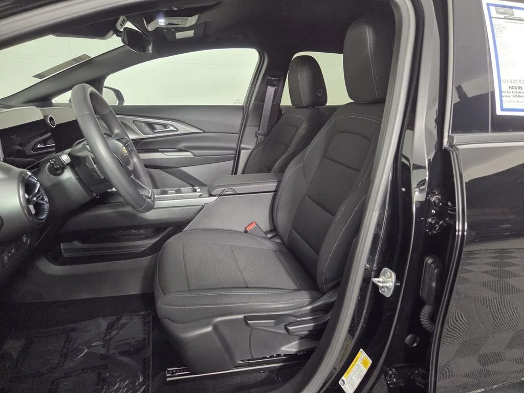 Used 2025 Black Chevrolet LT1 w/PCY image 10