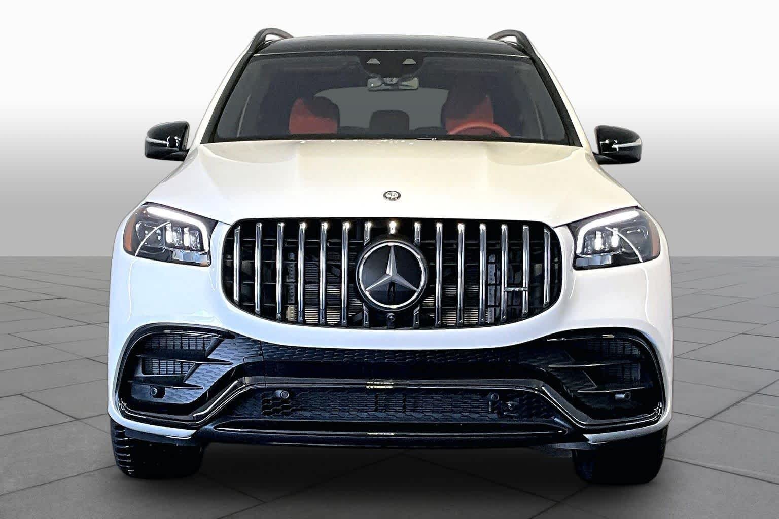 New 2026 MANUFAKTUR Moonlight White Metallic Mercedes-Benz AMG® GLS 63 image 2