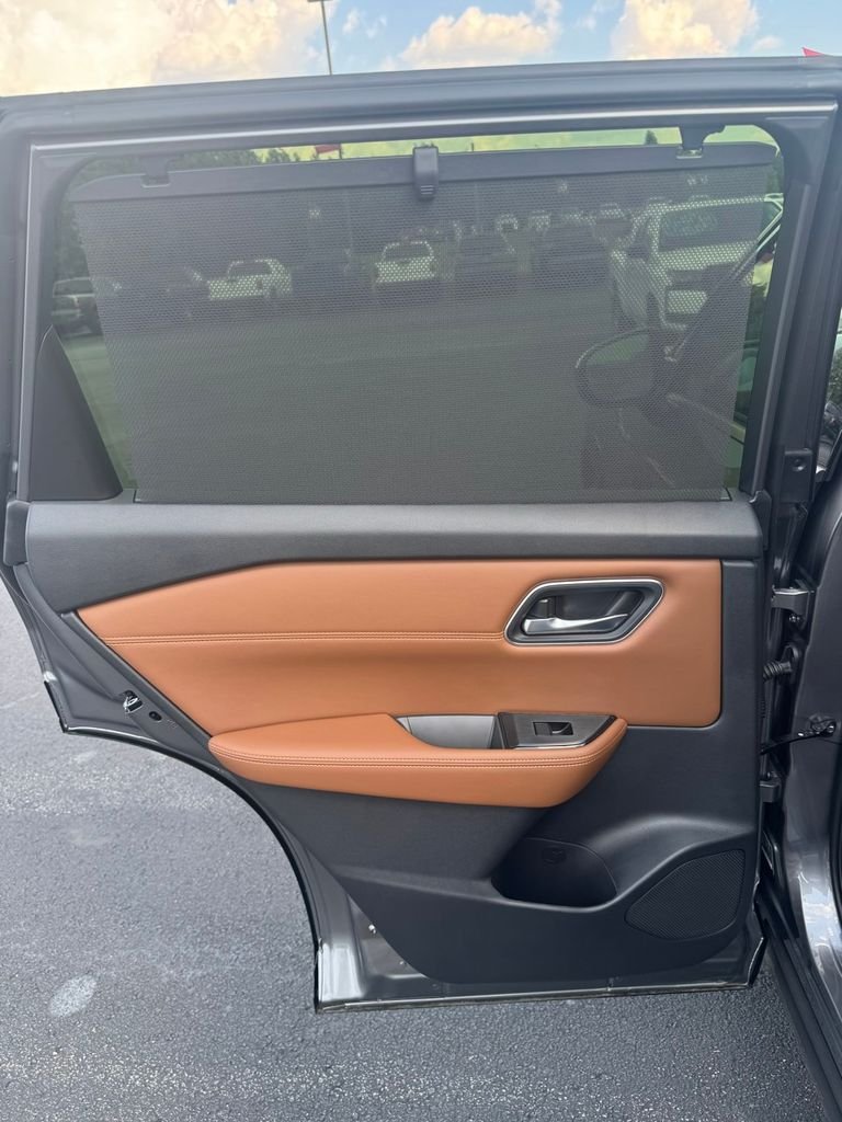 New 2026 Gun Metallic Nissan Platinum image 17
