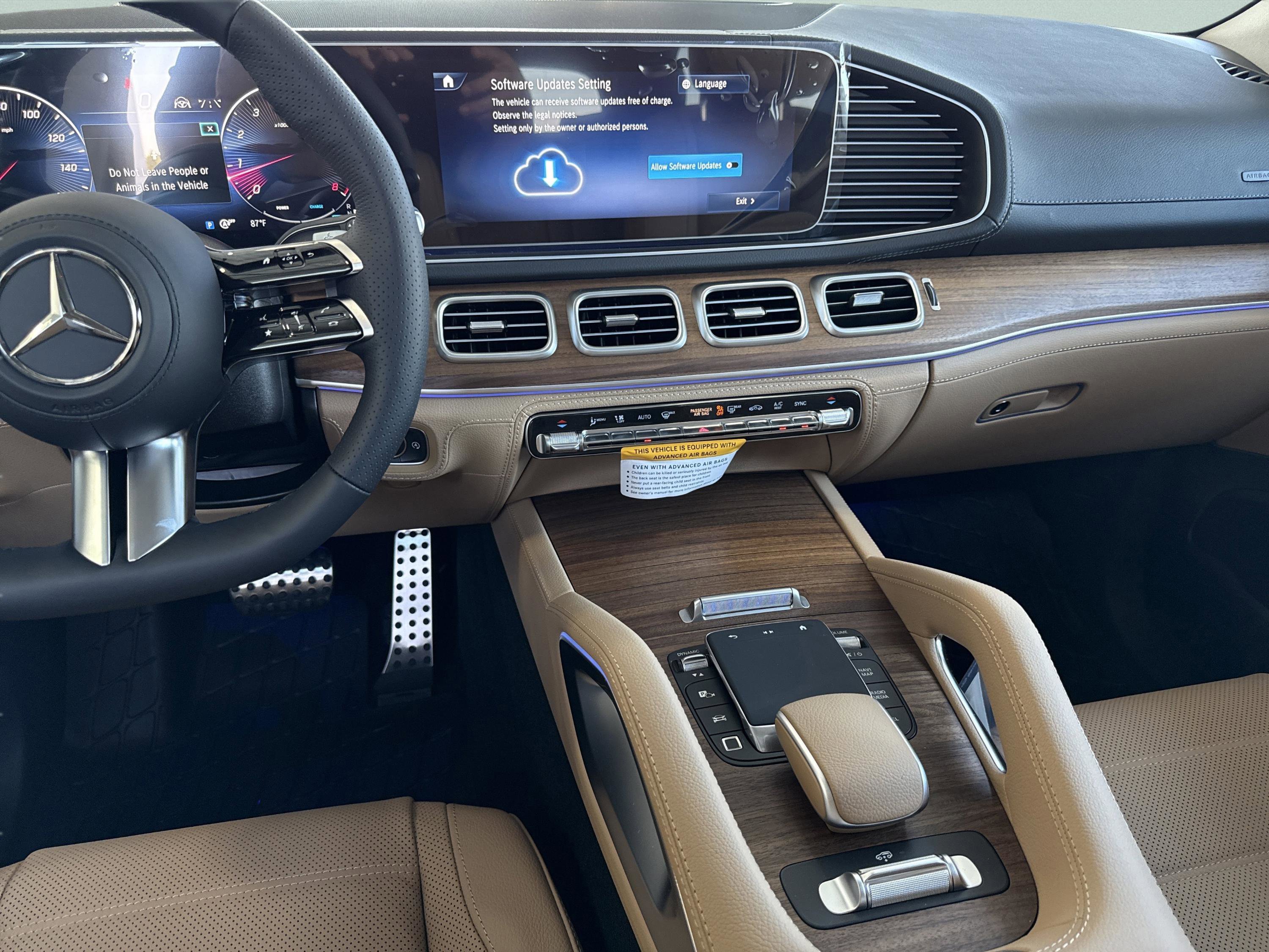 Certified Used 2026 Polar White Mercedes-Benz GLS 450 image 45